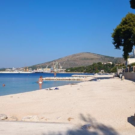 Studio Apartments Fabjanac Trogir Eksteriør bilde