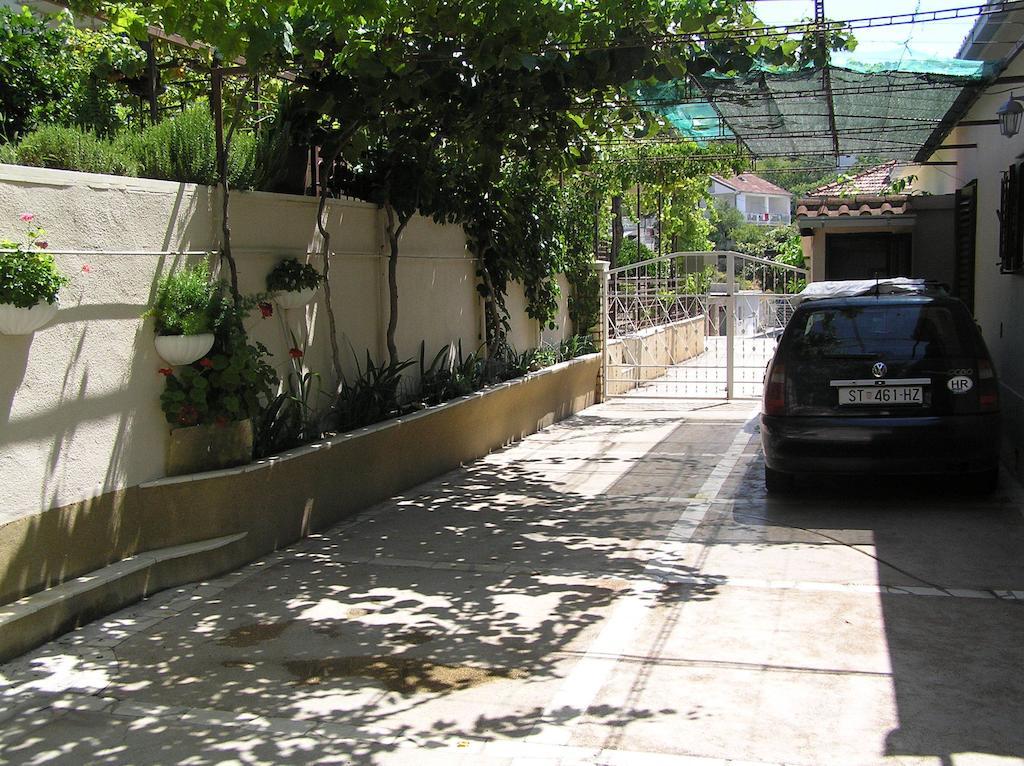 Studio Apartments Fabjanac Trogir Eksteriør bilde